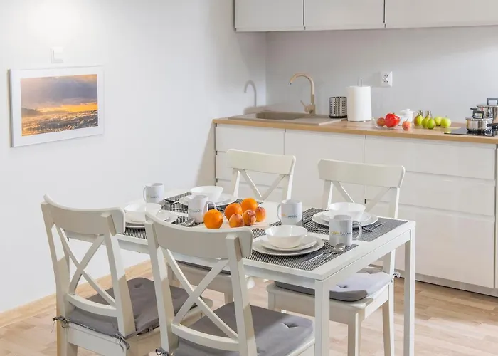 Piasek I Woda Apartamenty W Grzybowie